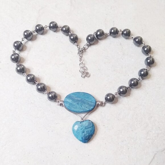 Blue Crazy Lace Agate Heart & Hematite Choker! Calm + Tranquility Heart Necklace - Picture 2 of 14